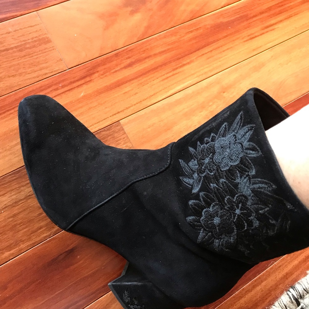 Booties - Picture 7 of 8